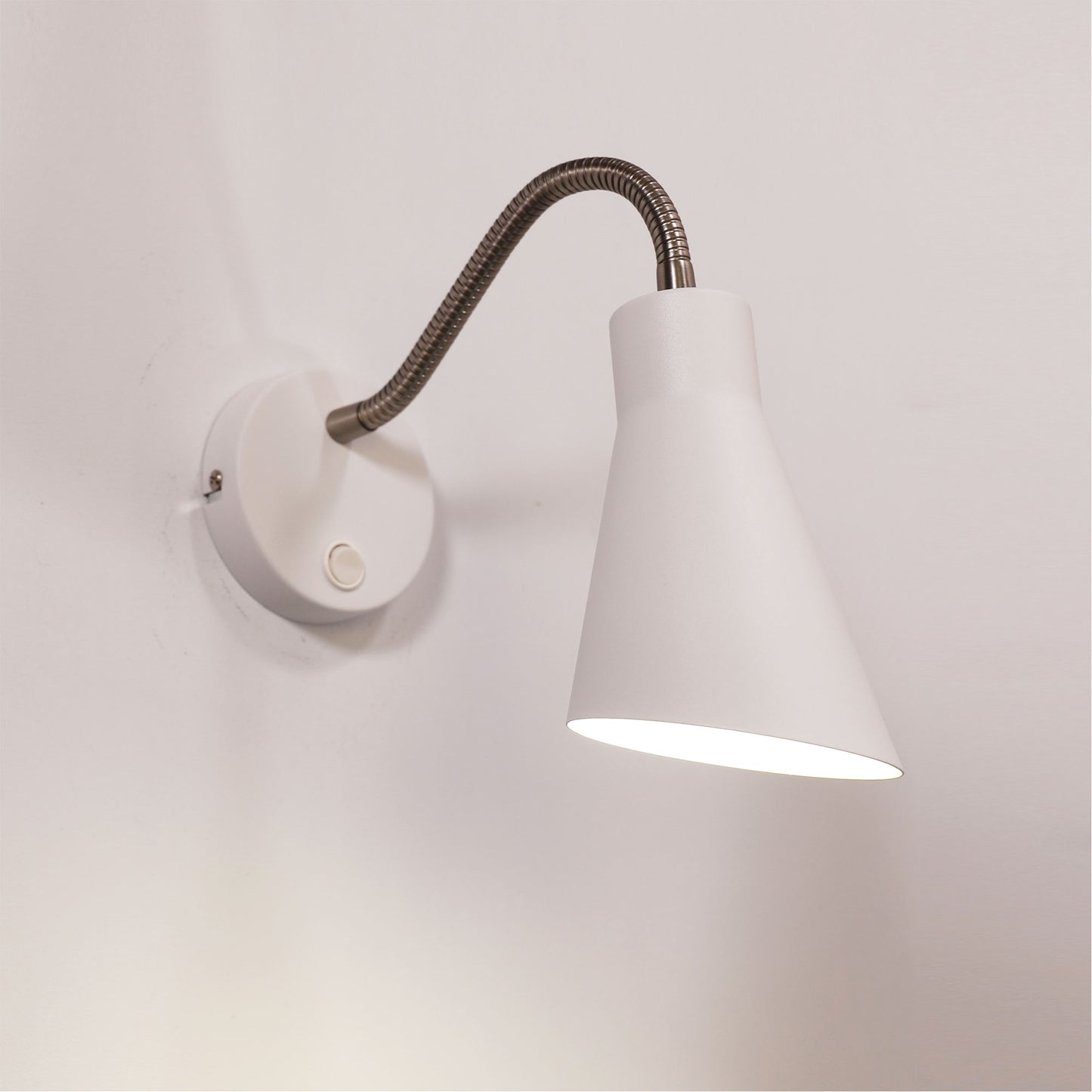Thor Flexi Wall Light with Switch