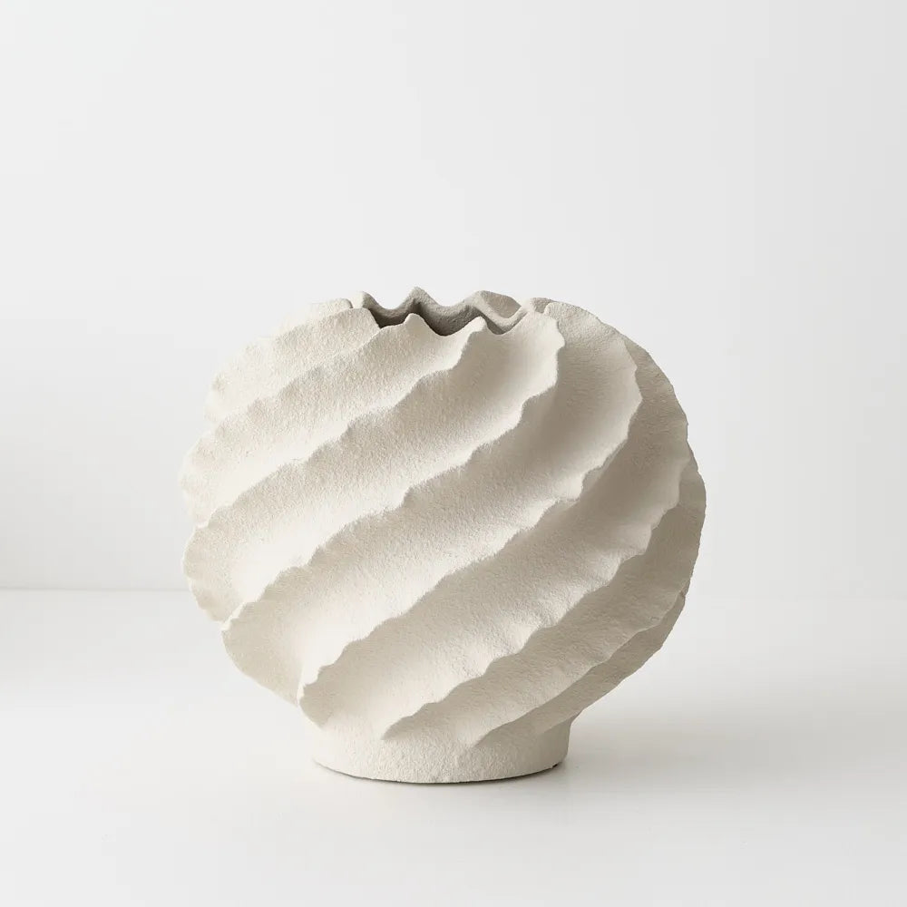 Leucento Vase Collection