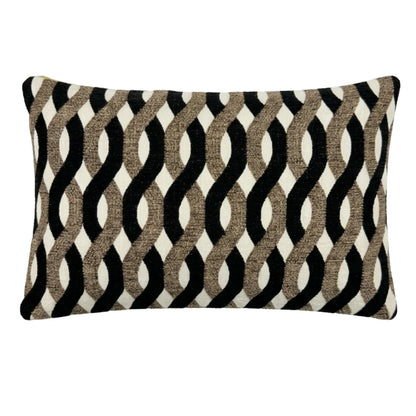 Royale Belmont Lattice 30x50 Cushion