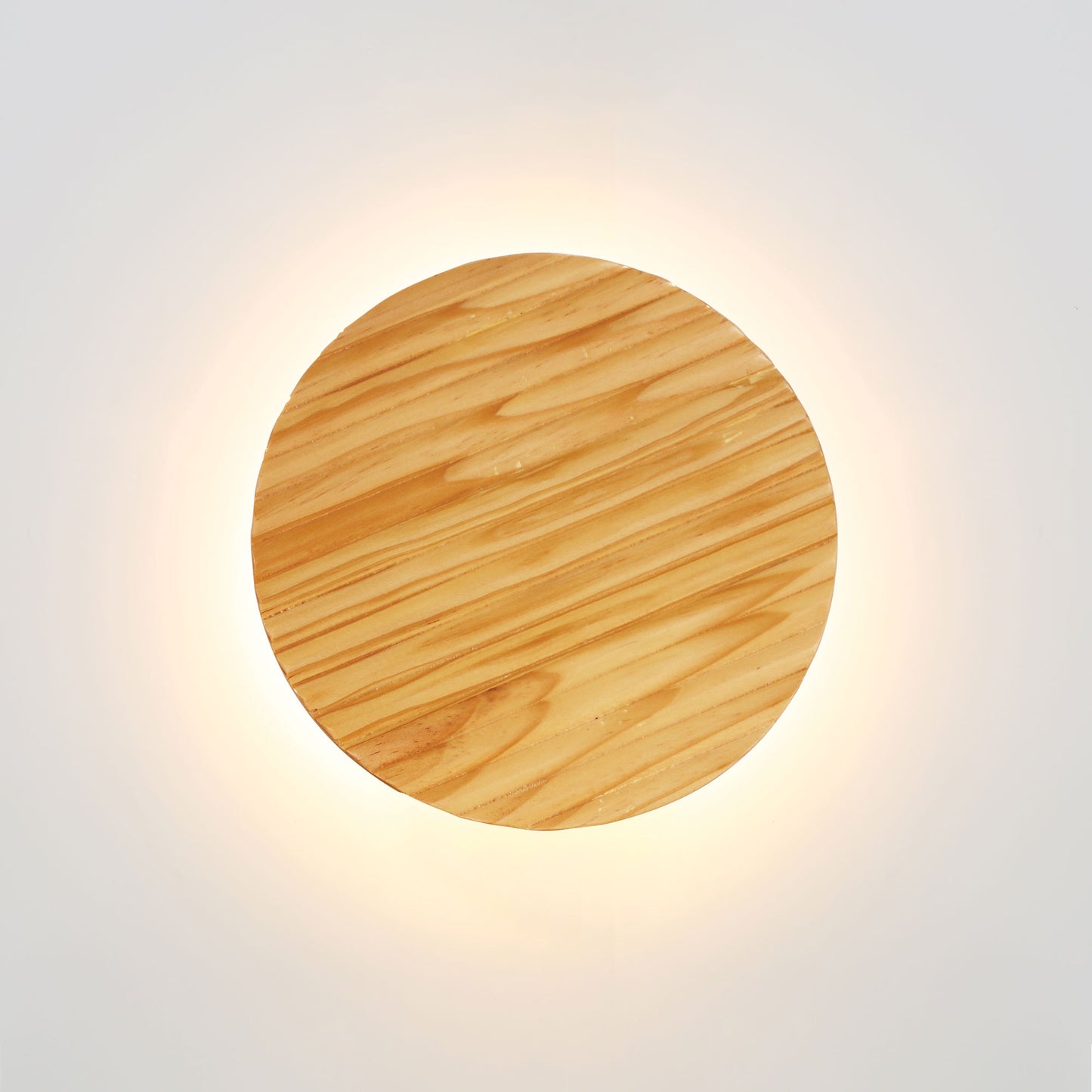 DOT.20 Scalloped Wood Wall Light