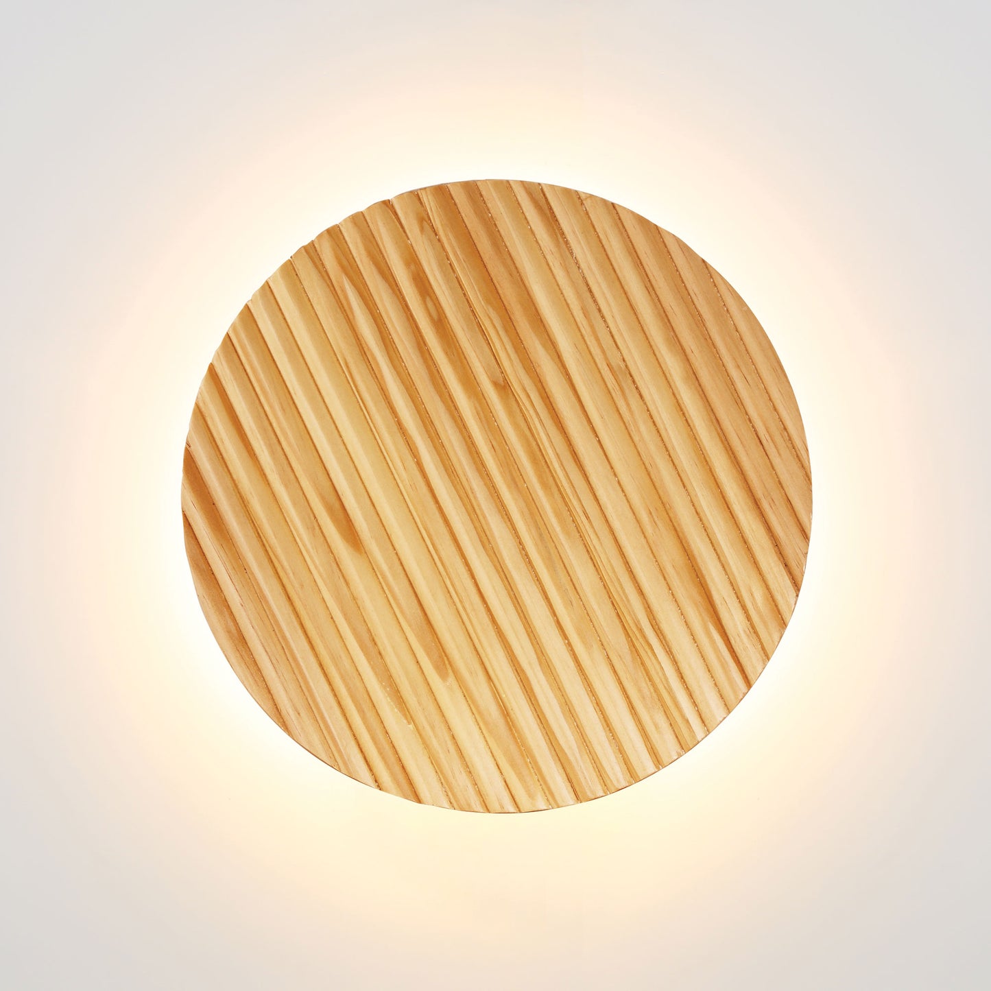 DOT.25 Scalloped Wood Wall Light
