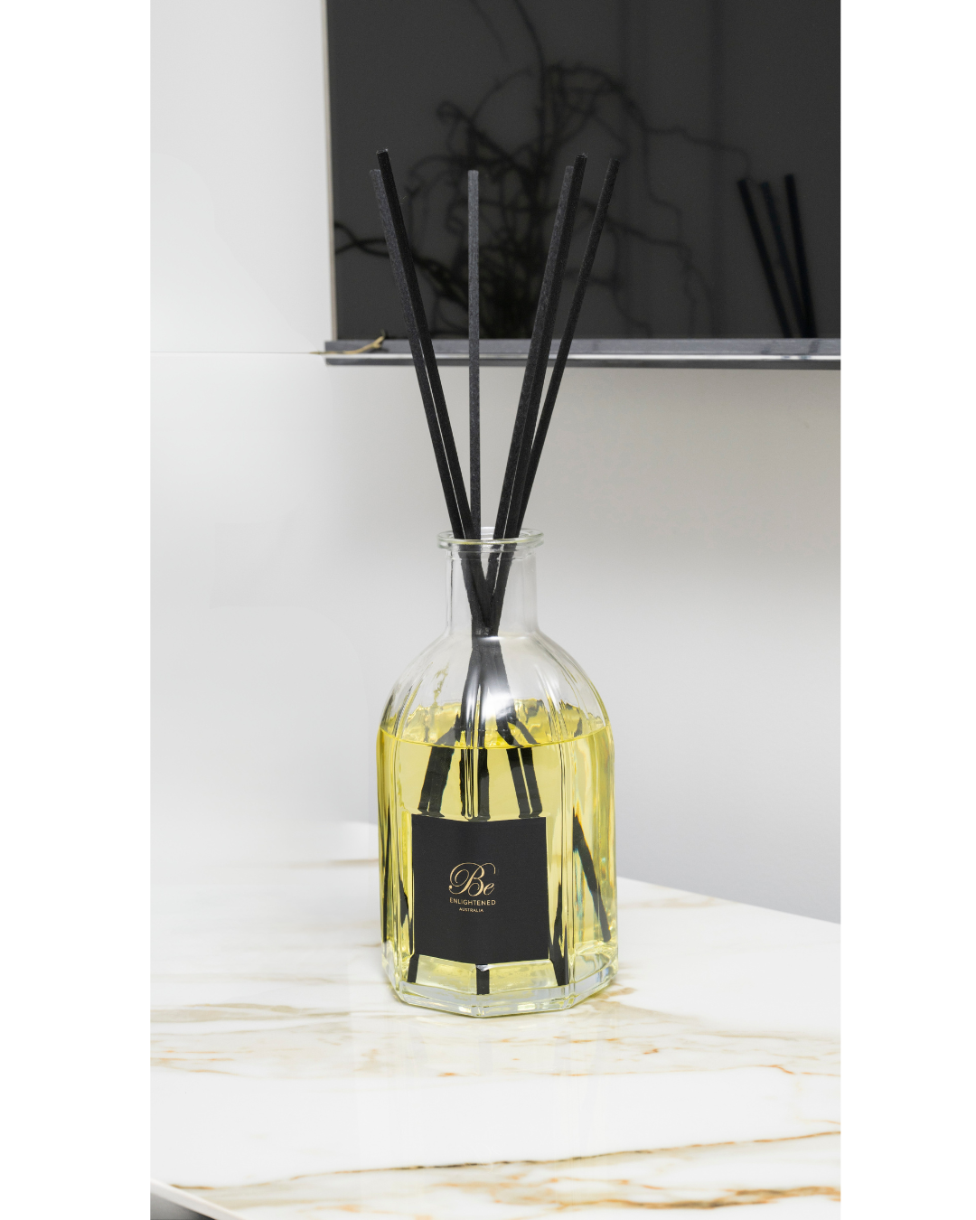 Luxury 1L Reed Diffuser | Black or White