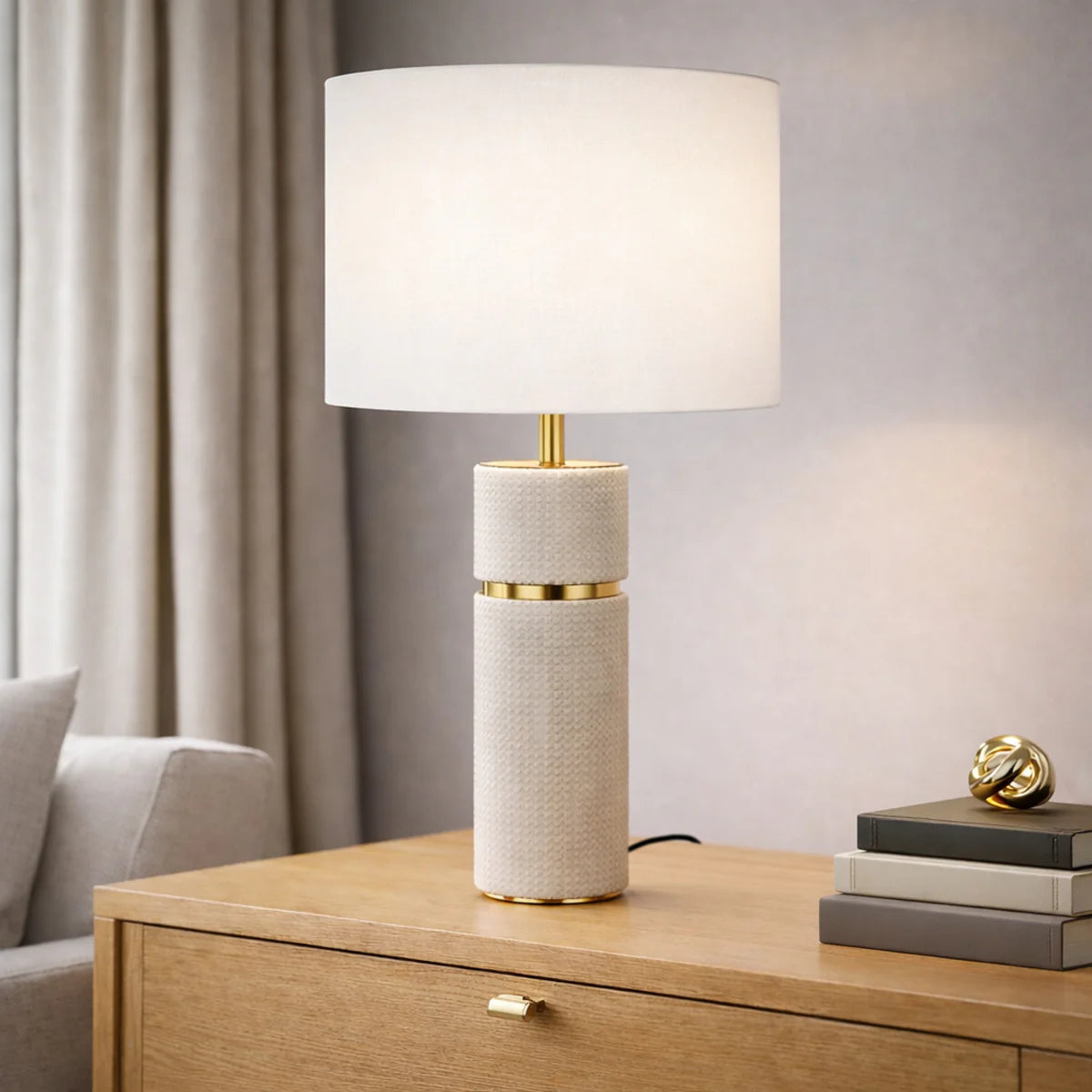 Valda Table Lamp