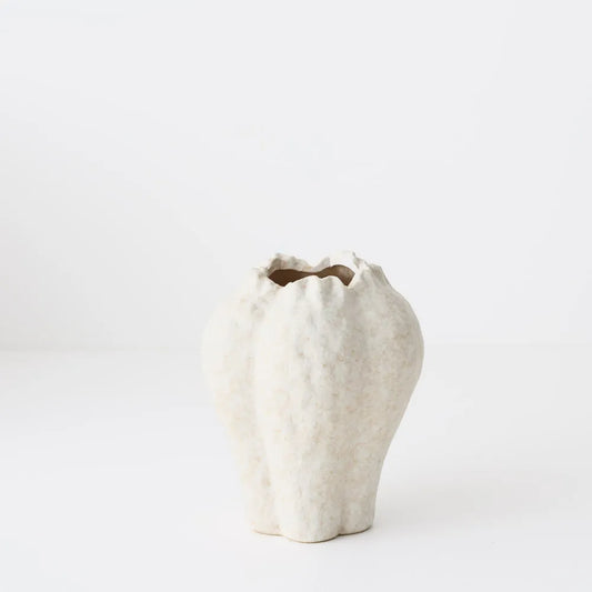 Nagio Vase